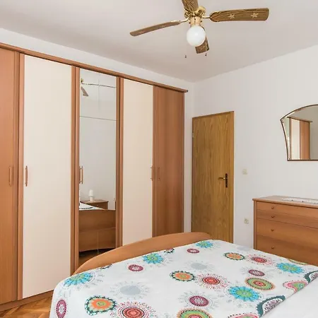 Apartment Malenica *