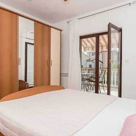 Apartment Malenica *