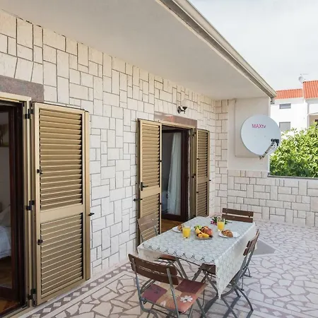 Malenica * Vodice