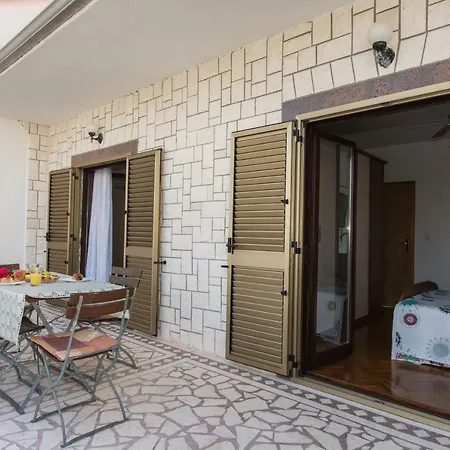 Malenica Apartment